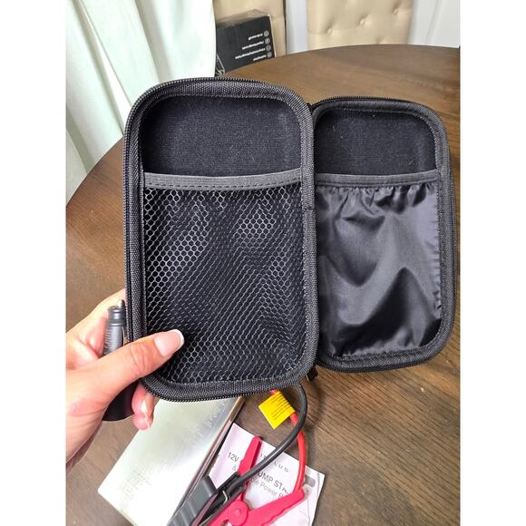 Winplus AC55929 Portable 8000mAh Car Jump Start & Power Bank with Case & Cables - Picture 13 of 13